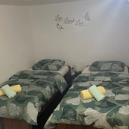 Tia Apartamento *